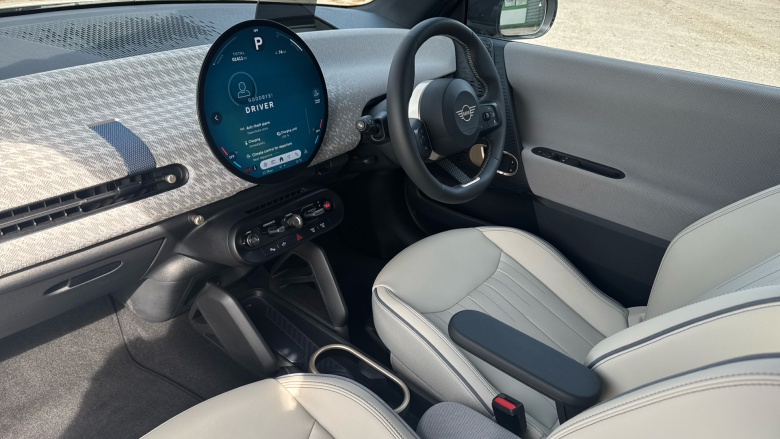 MINI Cooper 135kW E Exclusive [Level 1] 41kWh 3dr Auto Electric Hatchback